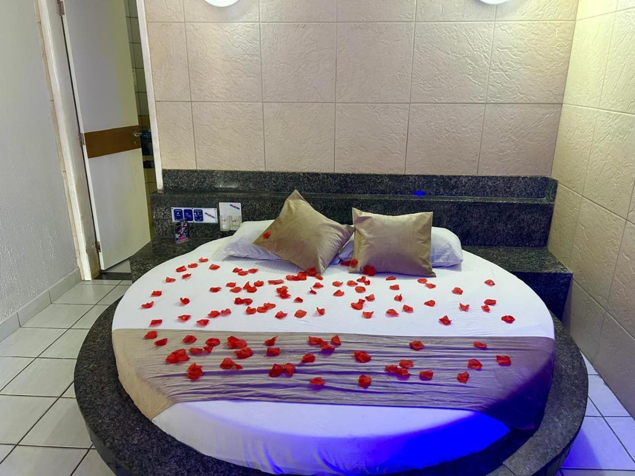 Motel Tijuca جابواتاو دوس غوارارابيس المظهر الخارجي الصورة