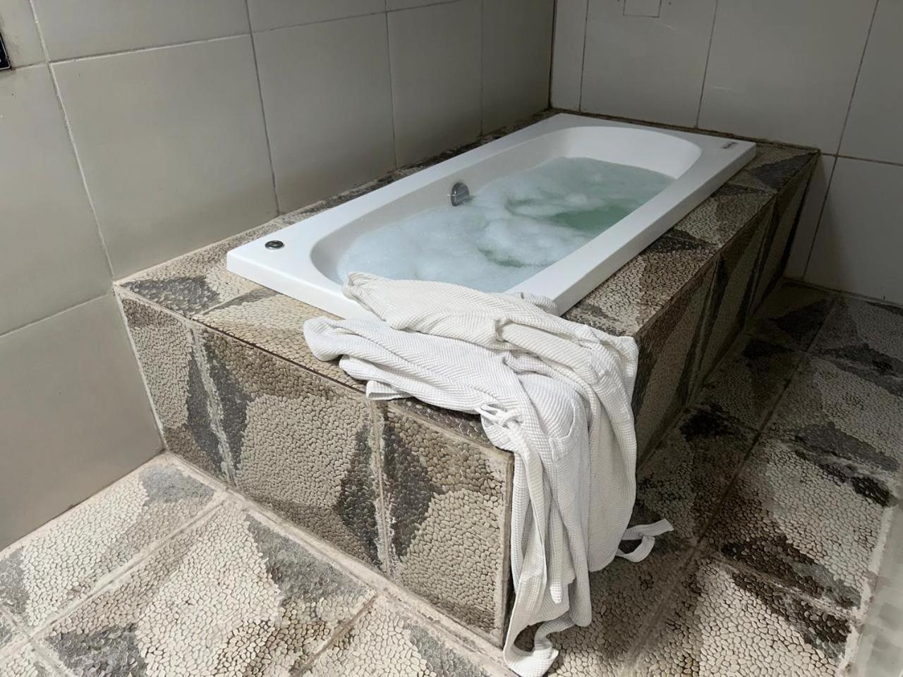 Motel Tijuca جابواتاو دوس غوارارابيس المظهر الخارجي الصورة